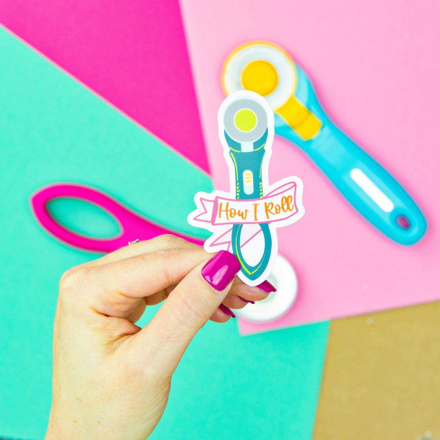 Rotary Cutter "How I Roll" Vinyl Sticker